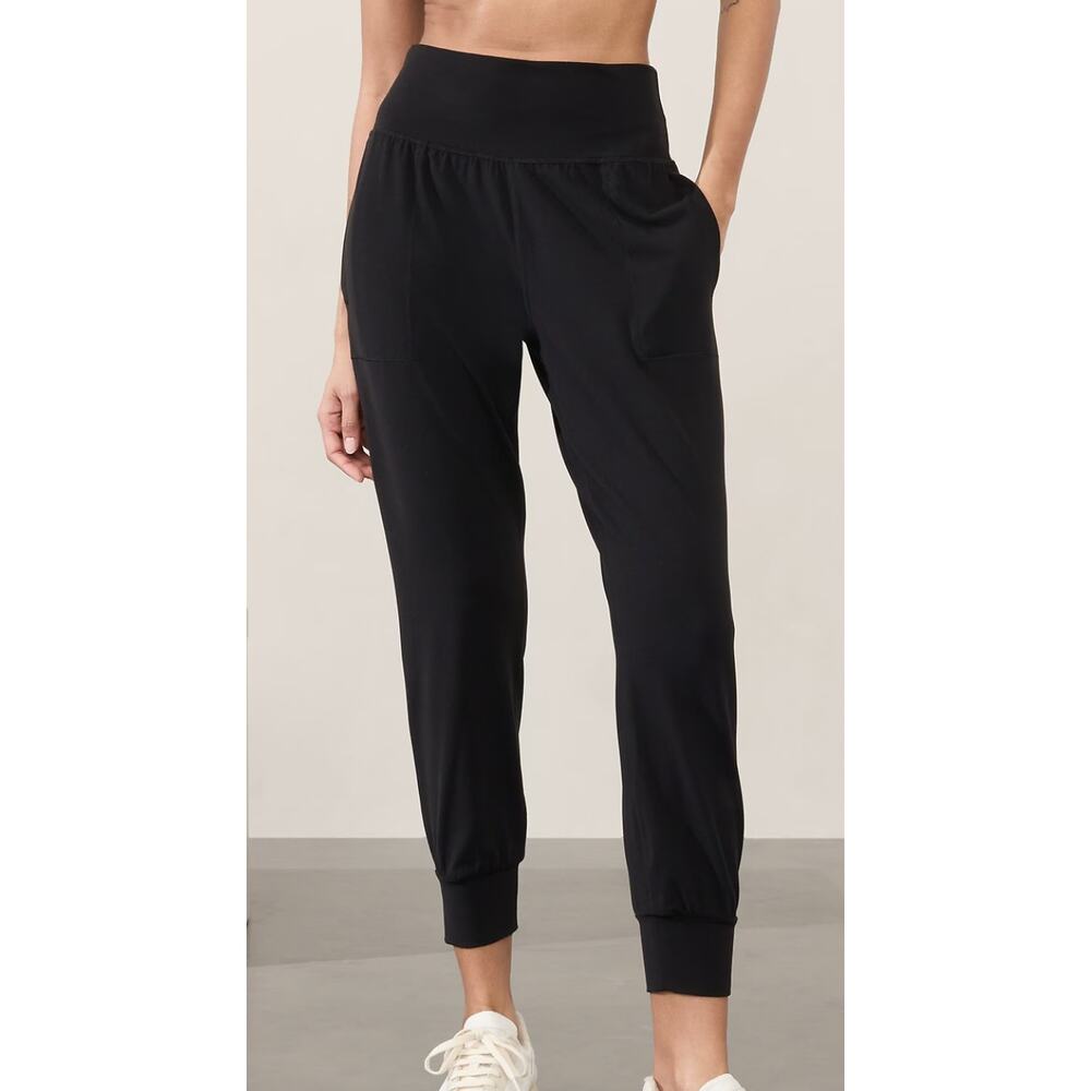 Athleta Black Salutation High Rise Jogger Womens Size XS style 531288